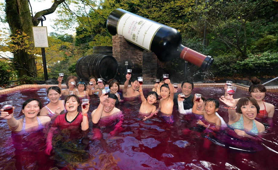 This Spa In Japan Lets You Swim In Red Wine