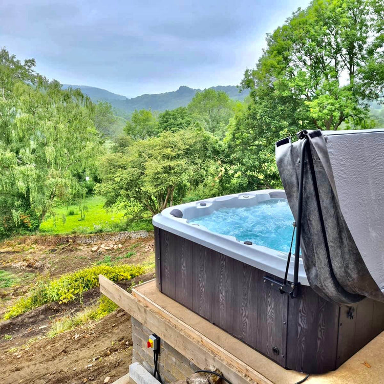 hot tub in a UK garden