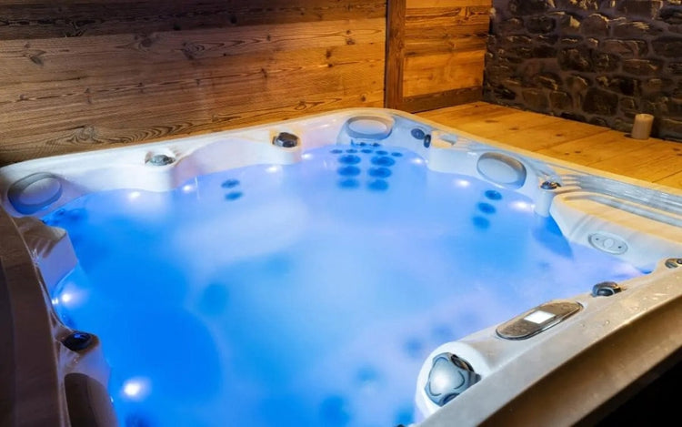 hot tub in a UK garden