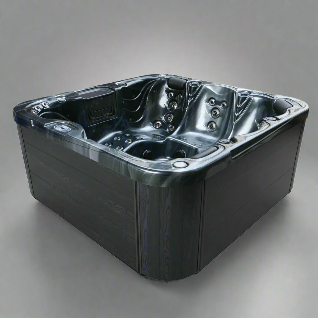 4500 Series hot tub