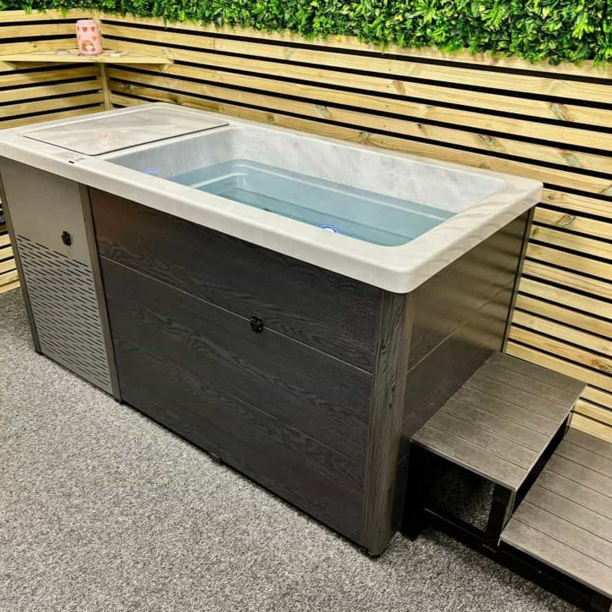 ice bath and chill tub by H2O