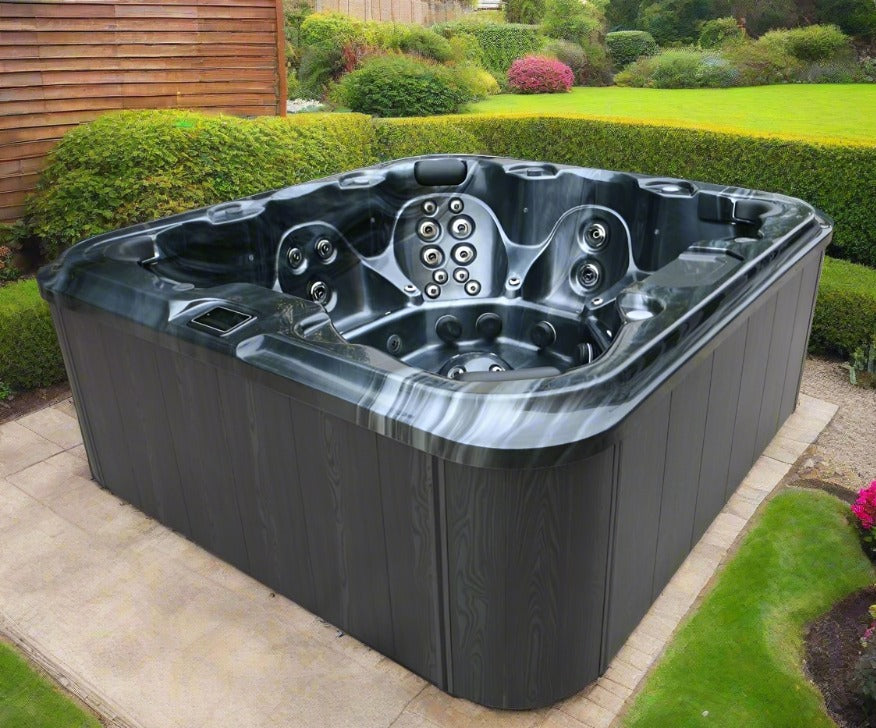 7000 Series 32A (Twin Pump) hot tub by H2O