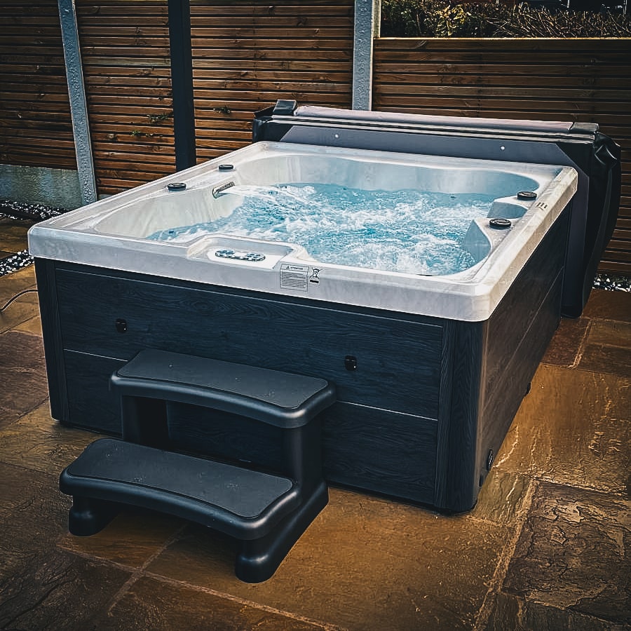 Pure Bliss (13A Plug & Play) by H2O Hot Tubs